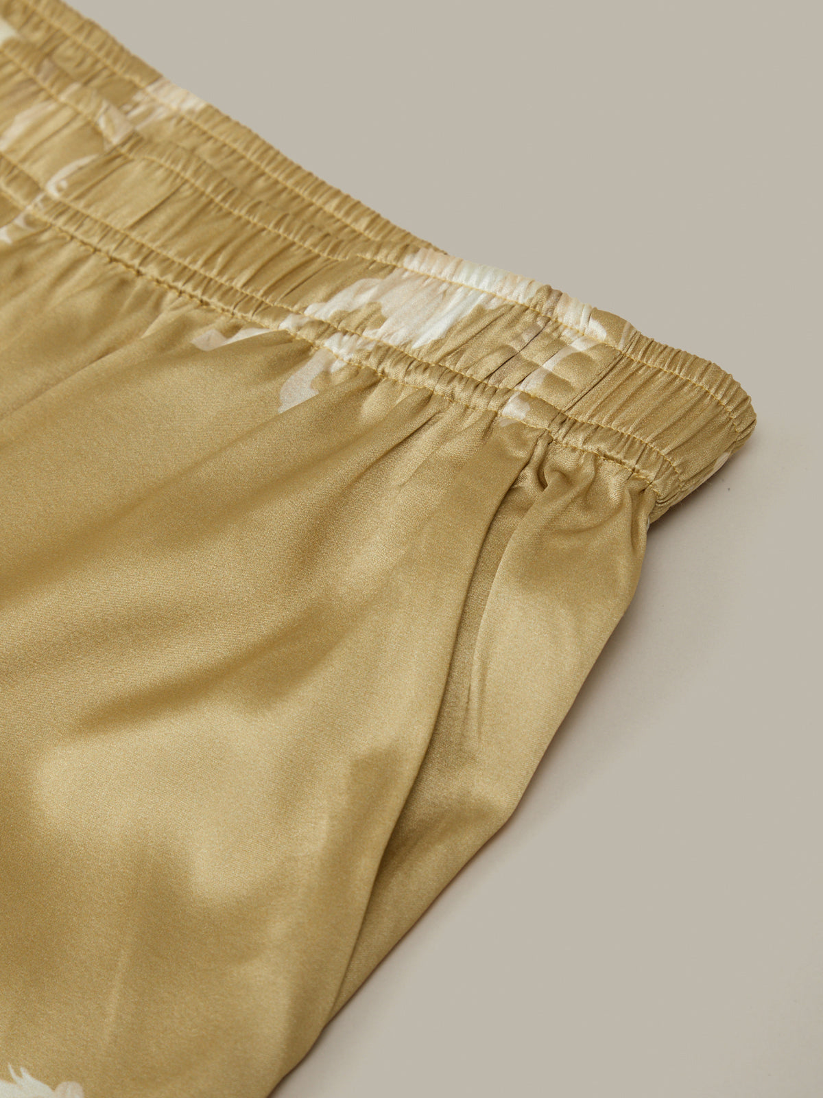 The Silk Blend Sleep Set in Fire Horse