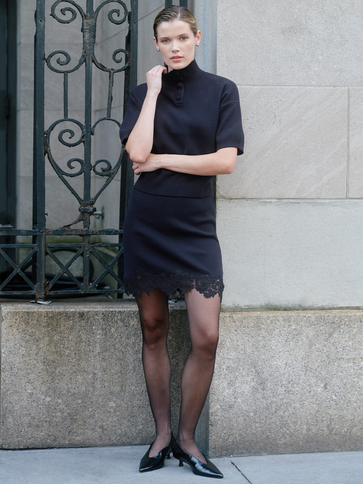 525 X DL10C: Grand Lace-Trim Cashmere Skirt