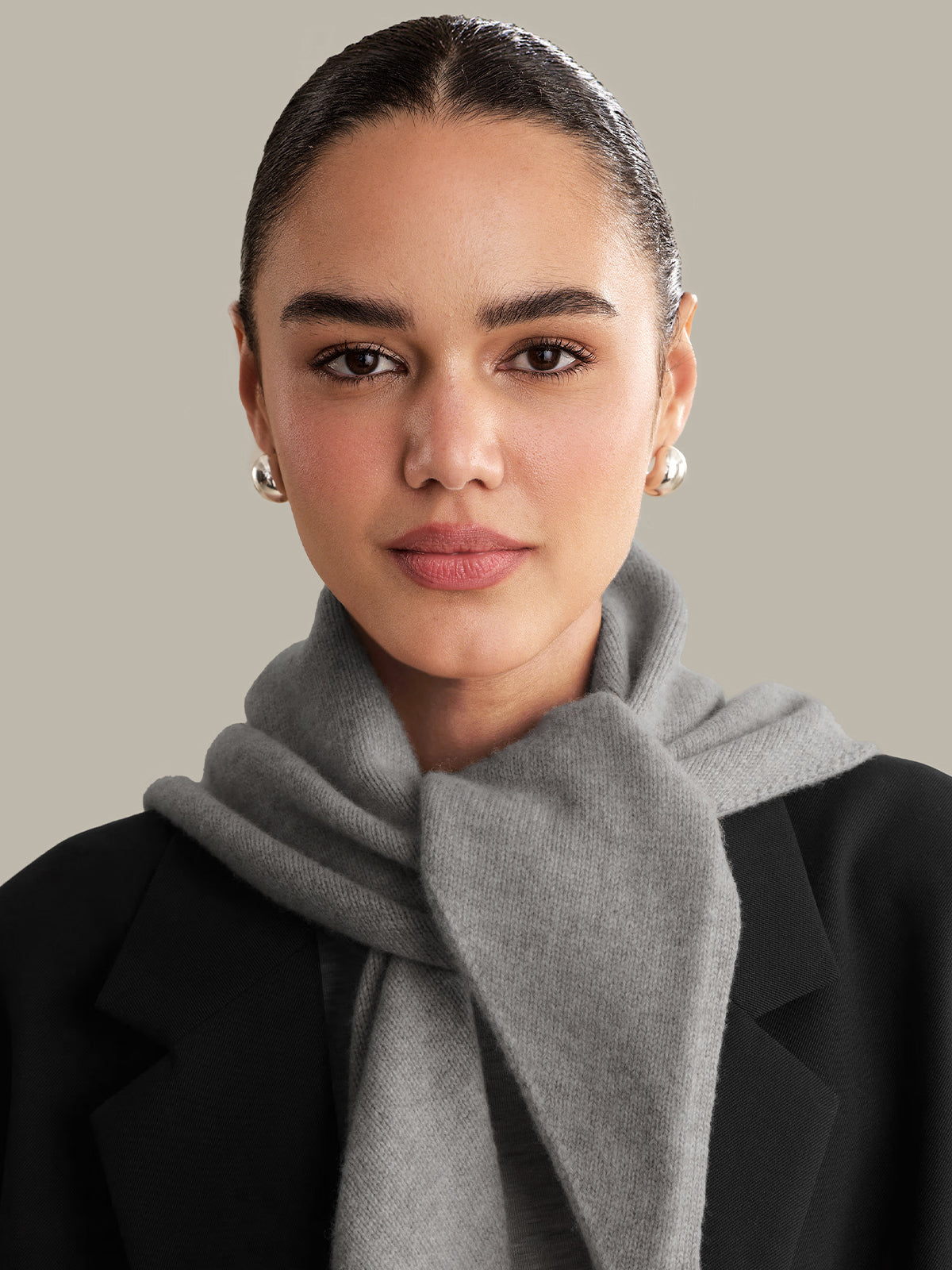 美品 ドゥーズィエムクラス Deuxieme Classe Cable Scarf ケーブルスカーフ/グレー【2400013855044】 Double Cable Scarf – HELLO, HYGGE LIFE
