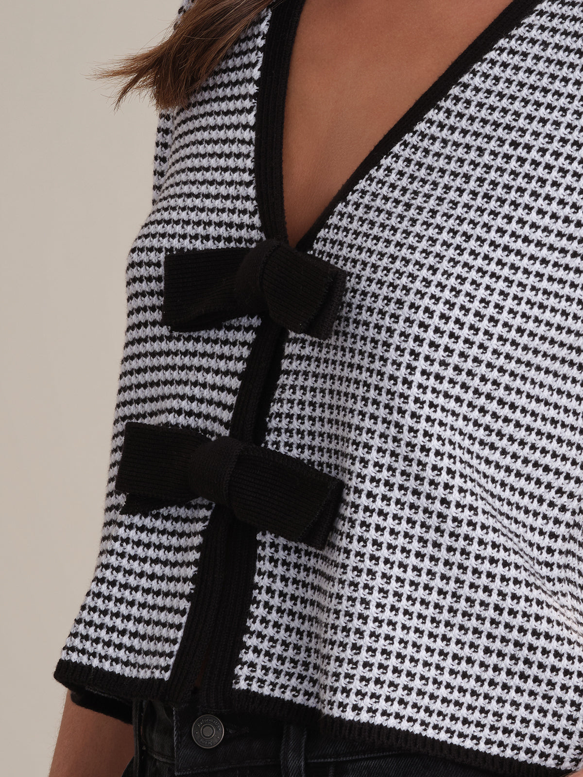 Elaine: Puff Sleeve Tie Front Top