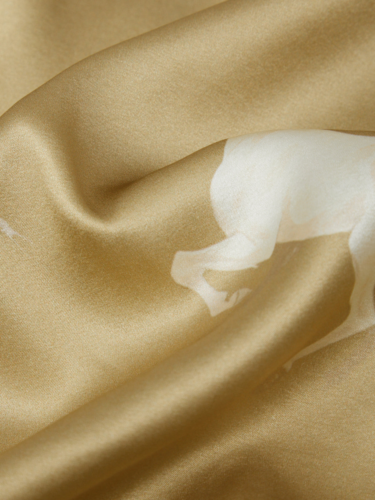 The Silk Blend Sleep Set in Fire Horse