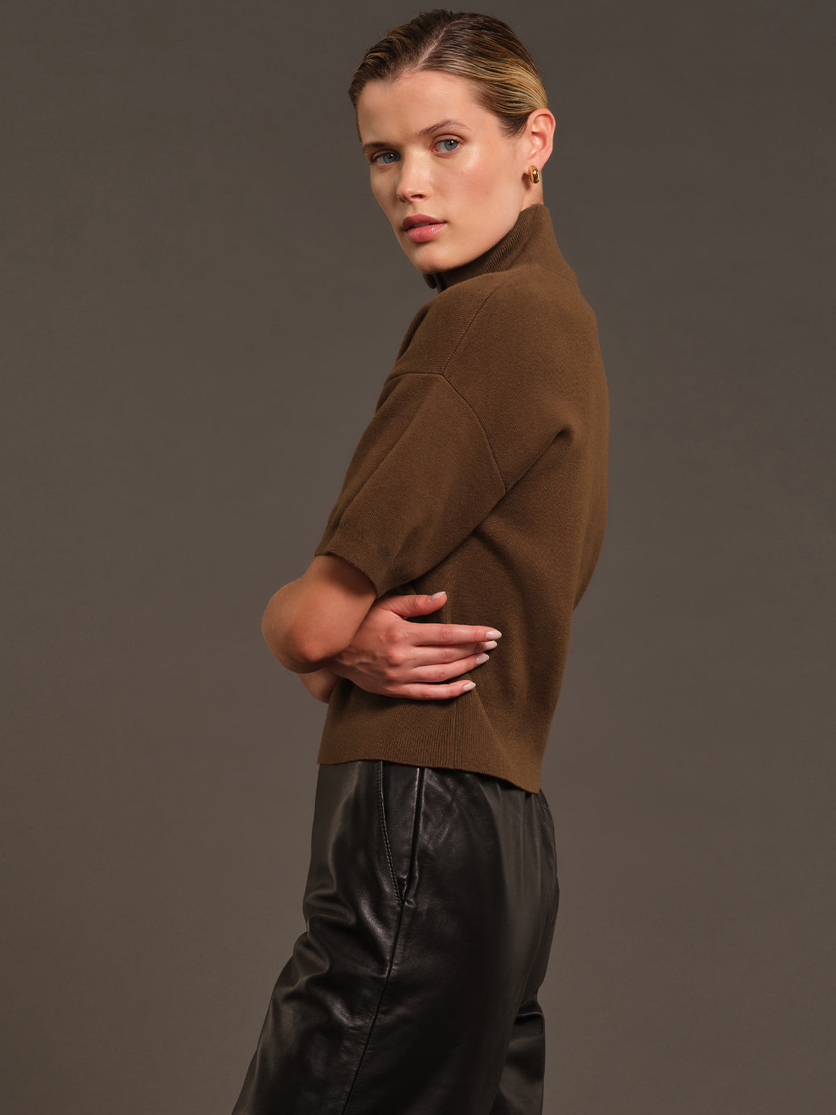 525 X DL10C: Thompson Mock-Neck Cashmere Pullover