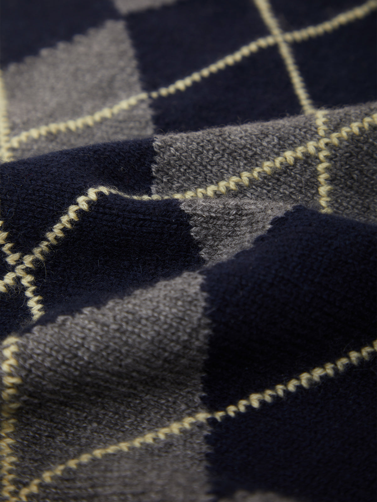 100% Grade-A Cashmere Argyle Triangle Scarf