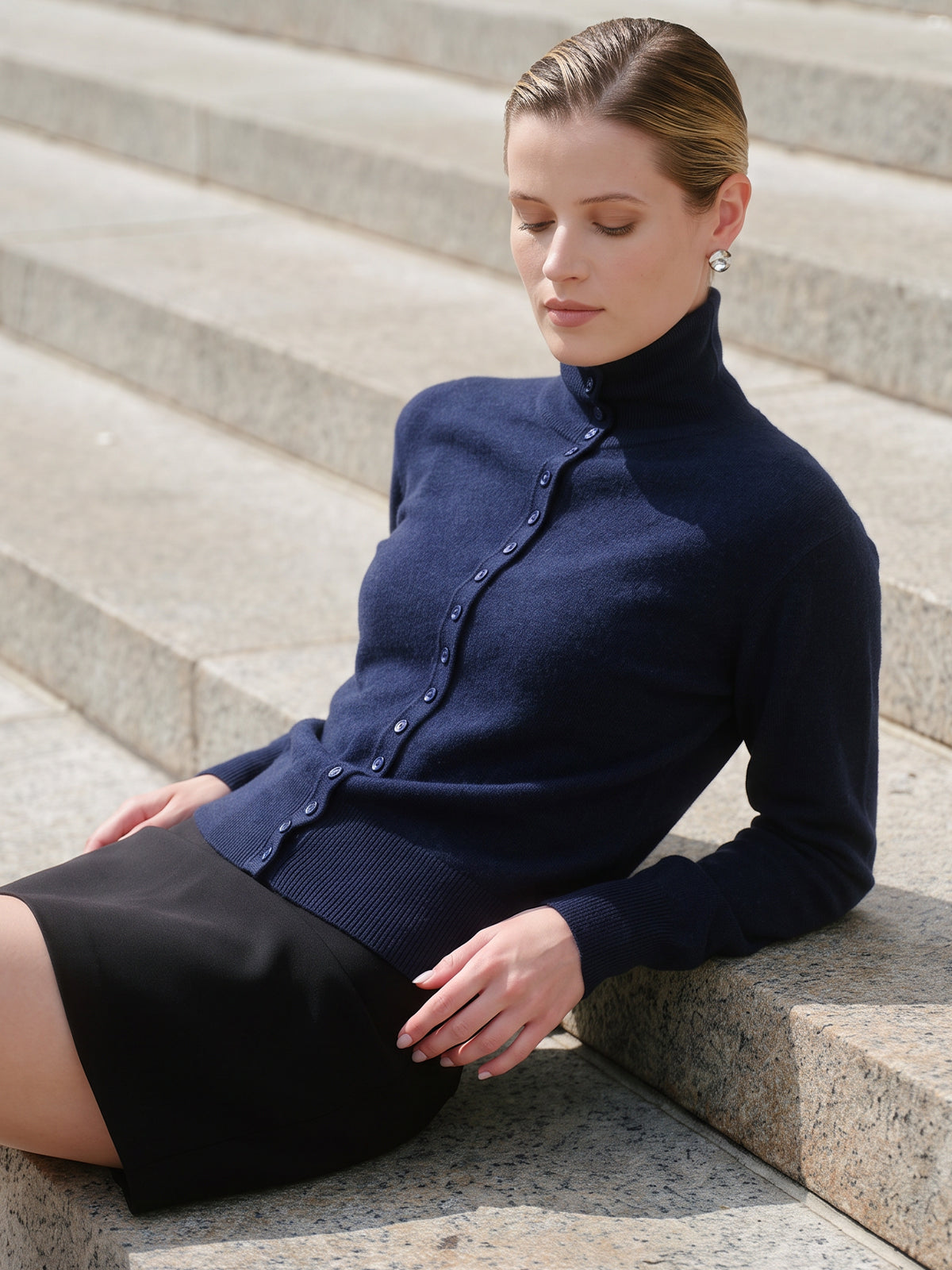 525 X DL10C: Cleveland Button Turtleneck Cardigan