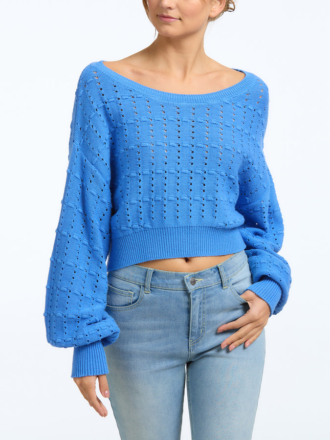 Sweaters – 525